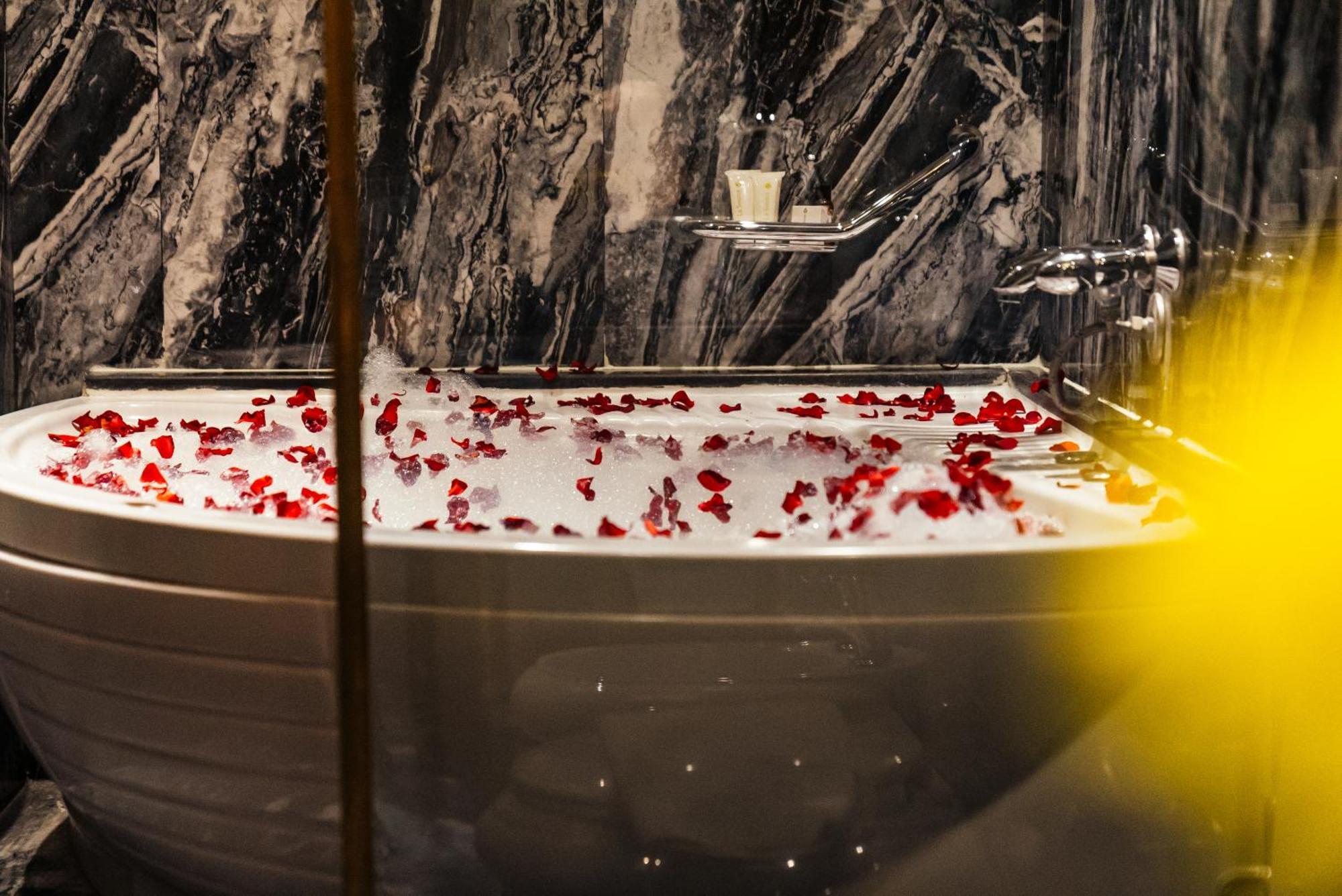 Le Metropole Luxury Heritage Since 1902 By Paradise Group Hotel