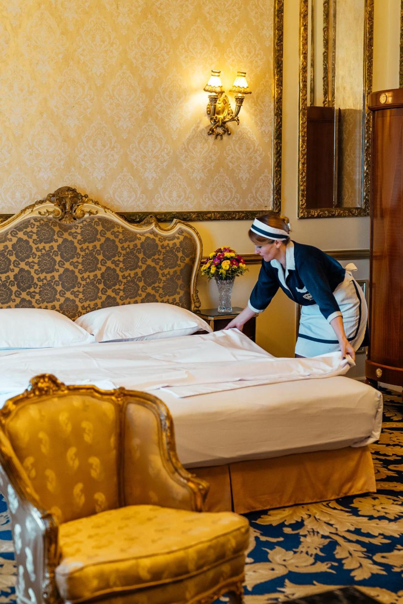 Le Metropole Luxury Heritage Since 1902 By Paradise Group